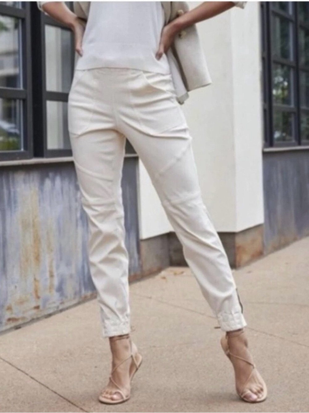 ⚡️SPANX Twill Jogger Pants in Cream - NWOT